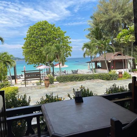 Perhentian Island Resort - Big Island Кампунг-Куала-Бесут Экстерьер фото